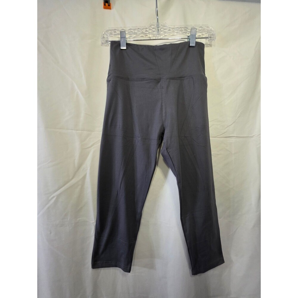 Cropped High Waist Capri Leggings Gray S 92% Polyester 8% Spandex